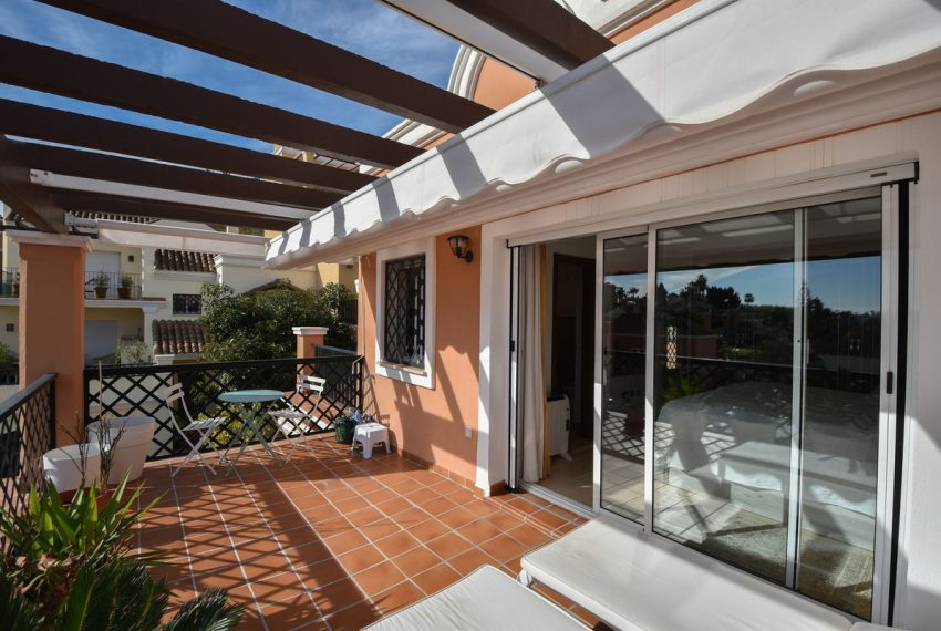 R4503346-Townhouse-For-Sale-Nueva-Andalucia-Terraced-4-Beds-234-Built-13