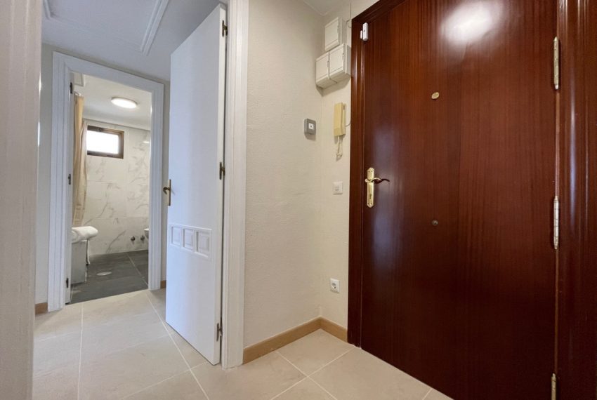 R4584082-Apartment-For-Sale-Estepona-Middle-Floor-2-Beds-104-Built-19