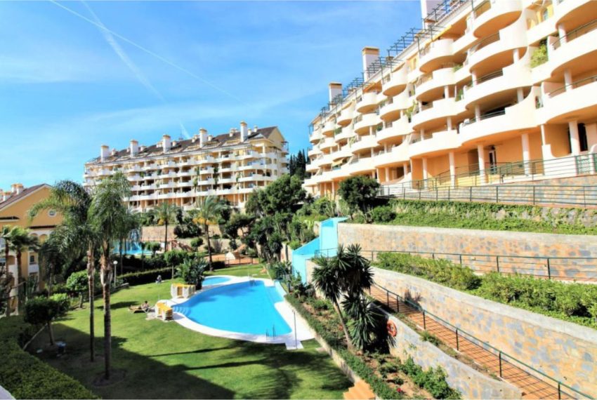 R4606843-Apartment-For-Sale-Nueva-Andalucia-Middle-Floor-2-Beds-100-Built