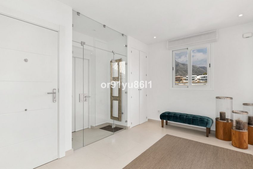 R4619125-Apartment-For-Sale-Nueva-Andalucia-Penthouse-4-Beds-357-Built-5