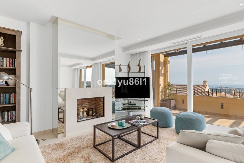 R4619125-Apartment-For-Sale-Nueva-Andalucia-Penthouse-4-Beds-357-Built-7