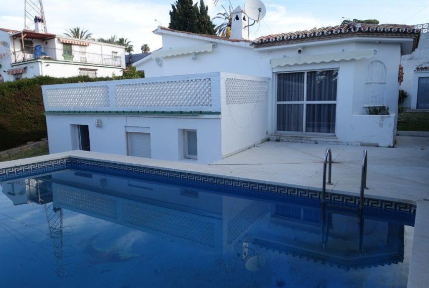 R4627228-Villa-For-Sale-Nueva-Andalucia-Detached-3-Beds-160-Built