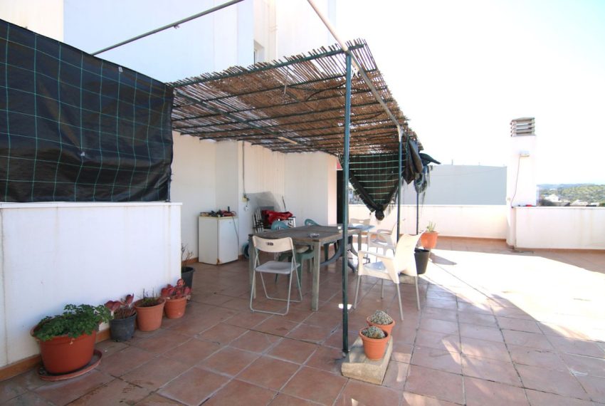 R4651591-Apartment-For-Sale-Coin-Middle-Floor-3-Beds-100-Built
