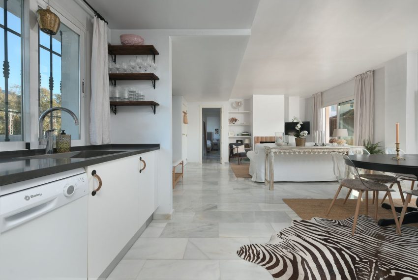 R4656469-Apartment-For-Sale-Nueva-Andalucia-Penthouse-3-Beds-125-Built-4