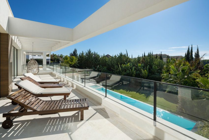 R4668523-Villa-For-Sale-Nueva-Andalucia-Detached-6-Beds-680-Built