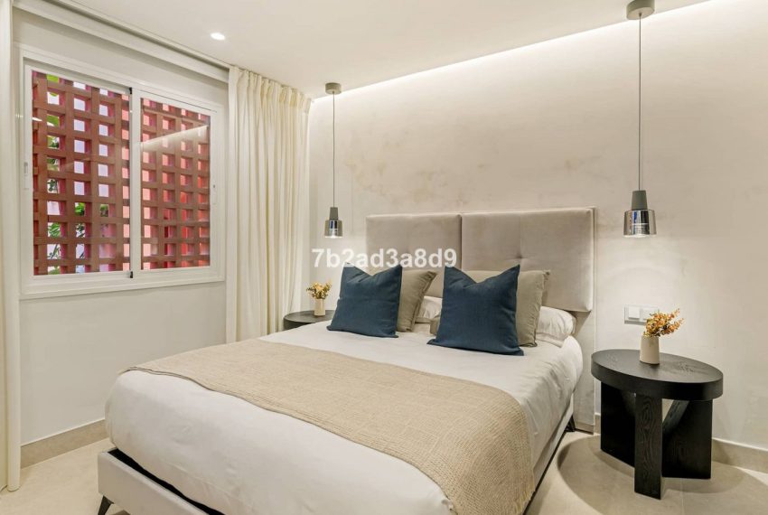 R4673506-Apartment-For-Sale-New-Golden-Mile-Ground-Floor-3-Beds-127-Built-15