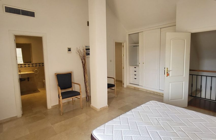 R4675405-Apartment-For-Sale-Nueva-Andalucia-Penthouse-Duplex-3-Beds-162-Built-15