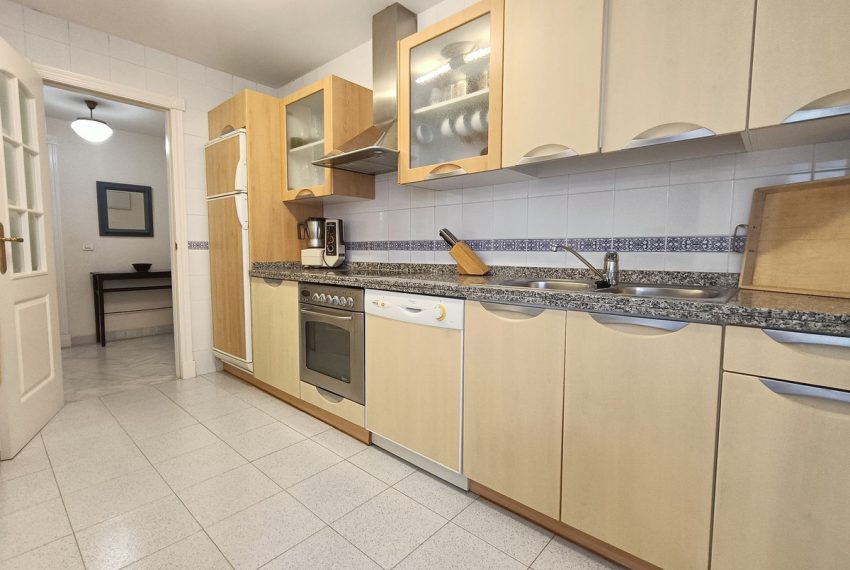 R4678915-Apartment-For-Sale-San-Pedro-de-Alcantara-Middle-Floor-2-Beds-105-Built-11
