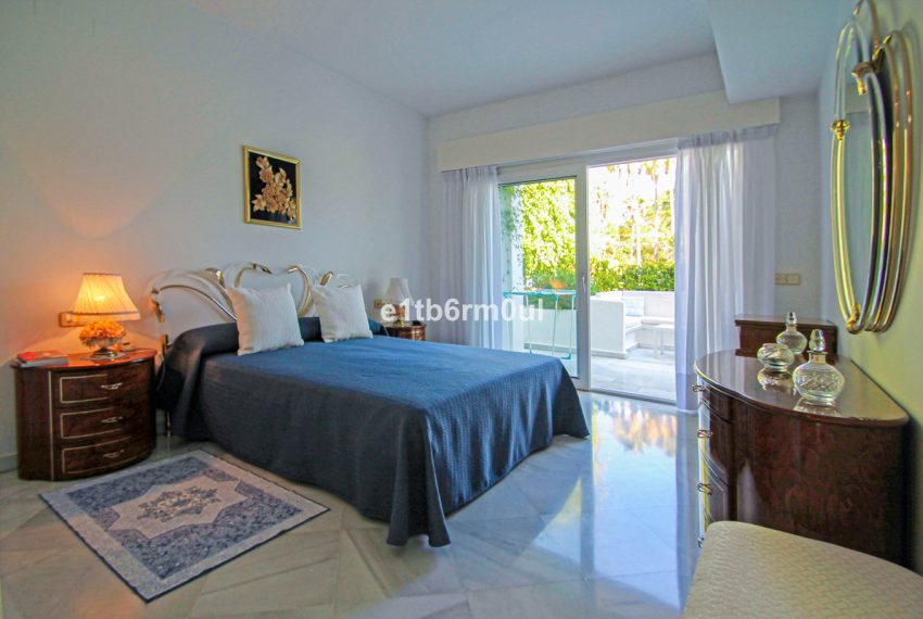 R2522287-Apartment-For-Sale-The-Golden-Mile-Ground-Floor-2-Beds-160-Built-14