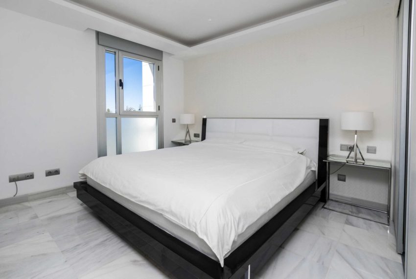 R3404251-Apartment-For-Sale-San-Pedro-de-Alcantara-Penthouse-3-Beds-123-Built-10