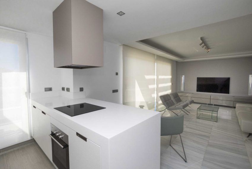 R3404251-Apartment-For-Sale-San-Pedro-de-Alcantara-Penthouse-3-Beds-123-Built-8