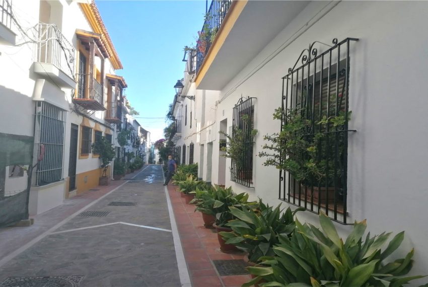 R3769111-Townhouse-For-Sale-Marbella-Terraced-5-Beds-219-Built-2