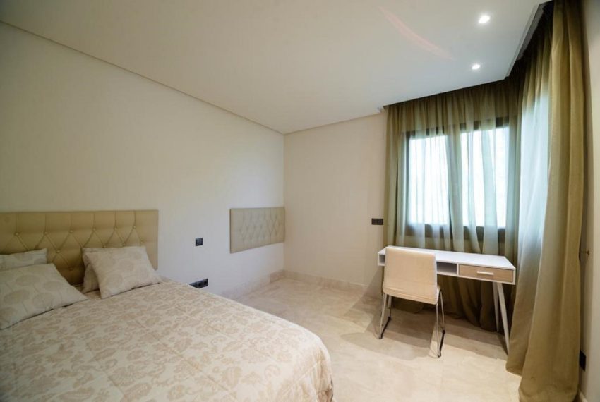 R4003159-Apartment-For-Sale-Estepona-Ground-Floor-3-Beds-212-Built-10
