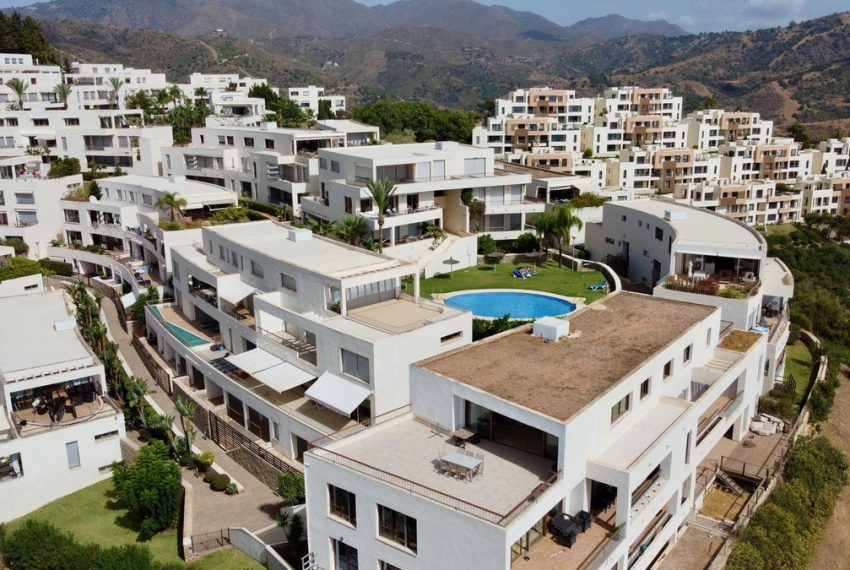 R4158790-Apartment-For-Sale-Altos-de-los-Monteros-Penthouse-3-Beds-221-Built