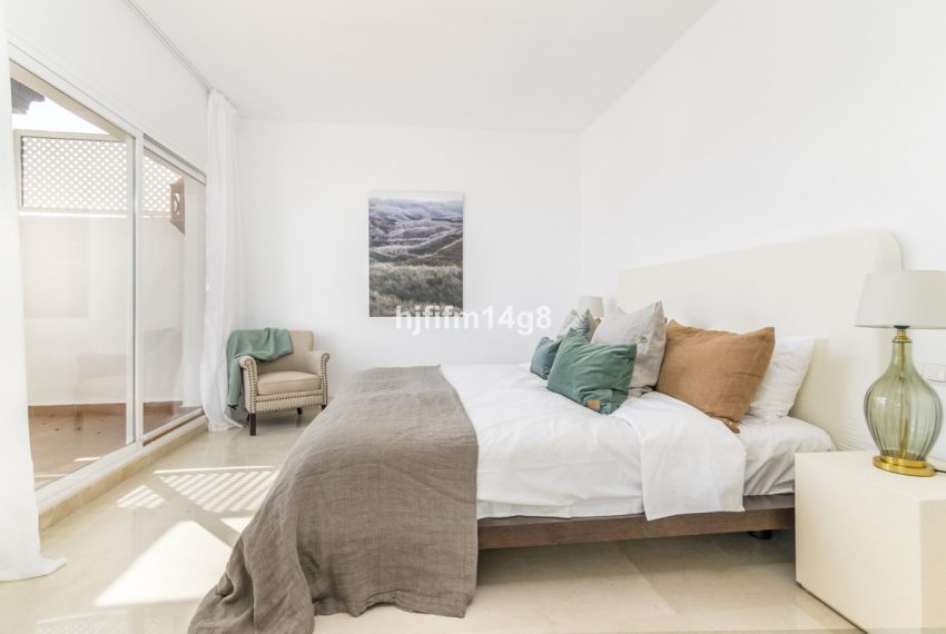 R4180885-Apartment-For-Sale-Nueva-Andalucia-Penthouse-3-Beds-170-Built-12