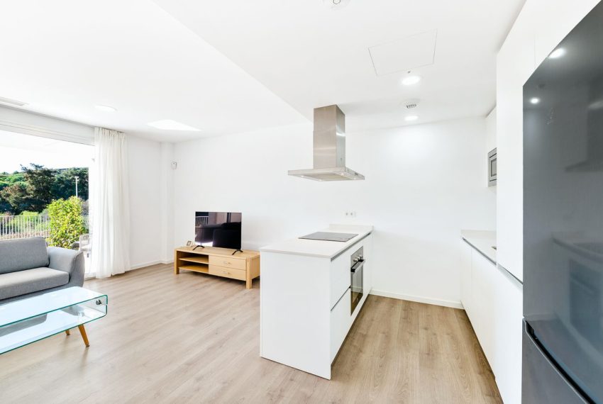 R4203985-Apartment-For-Sale-Estepona-Ground-Floor-2-Beds-80-Built-3