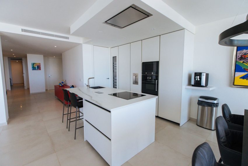 R4243717-Apartment-For-Sale-Nueva-Andalucia-Middle-Floor-2-Beds-254-Built-11