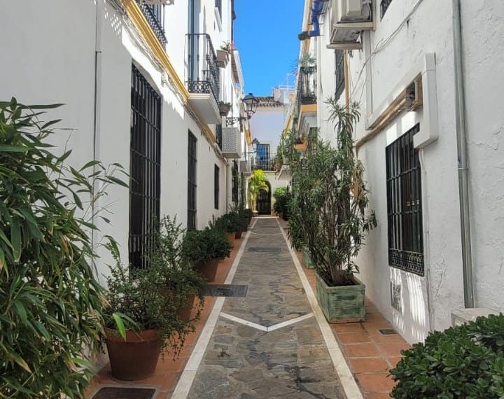 R4273129-Townhouse-For-Sale-Marbella-Terraced-4-Beds-151-Built-13