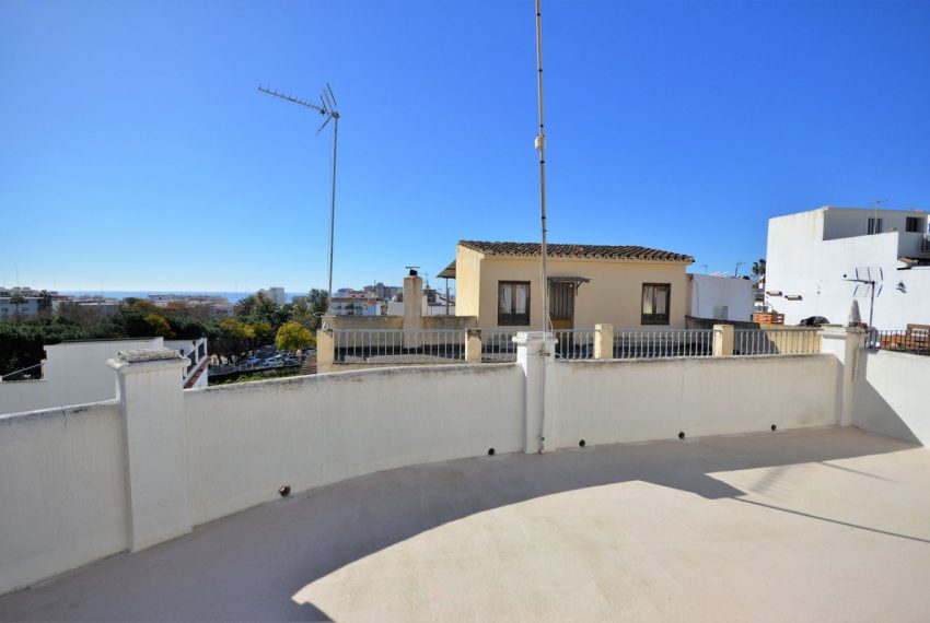 R4273129-Townhouse-For-Sale-Marbella-Terraced-4-Beds-151-Built-2
