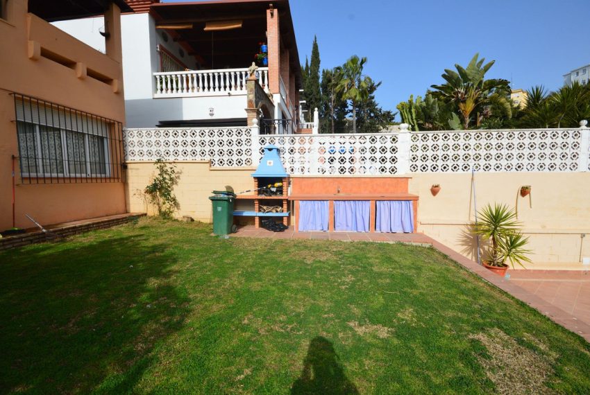 R4276150-Villa-For-Sale-Marbella-Detached-6-Beds-493-Built-4