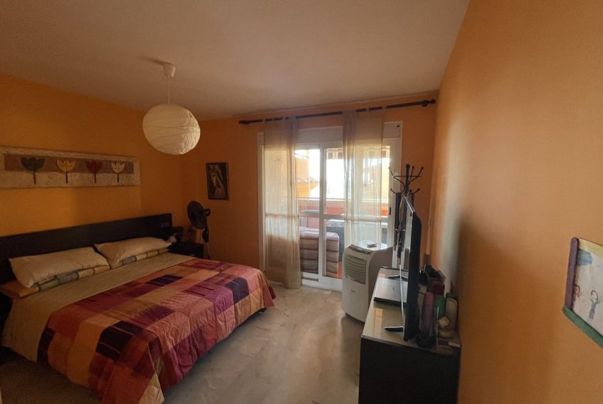 R4317091-Apartment-For-Sale-Estepona-Ground-Floor-3-Beds-140-Built-19