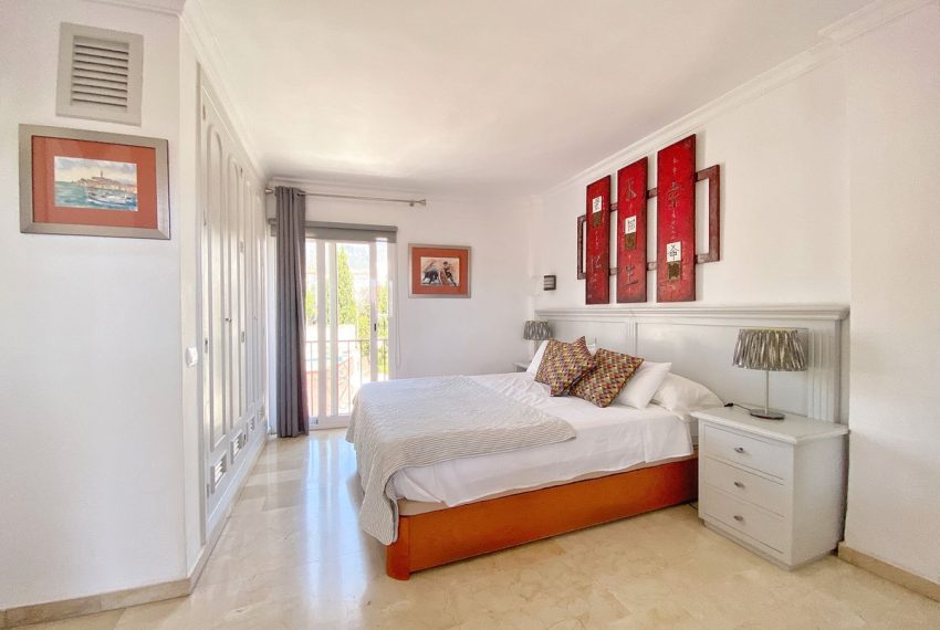 R4349374-Apartment-For-Sale-Marbella-Penthouse-1-Beds-77-Built-3
