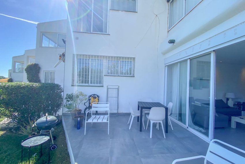 R4354318-Apartment-For-Sale-Nueva-Andalucia-Ground-Floor-2-Beds-80-Built-9