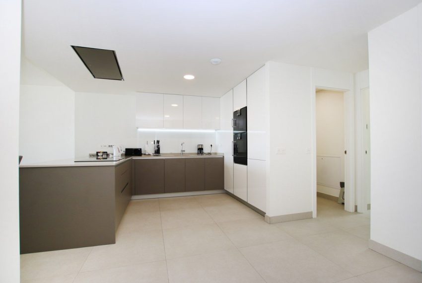 R4355977-Apartment-For-Sale-La-Cala-de-Mijas-Ground-Floor-2-Beds-162-Built-15