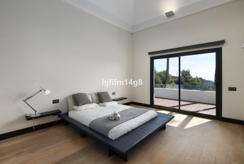 R4358368-Villa-For-Sale-Istan-Detached-5-Beds-513-Built-9