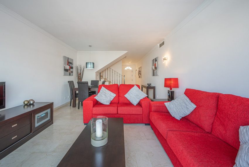 R4369717-Apartment-For-Sale-Nueva-Andalucia-Penthouse-Duplex-2-Beds-162-Built-4