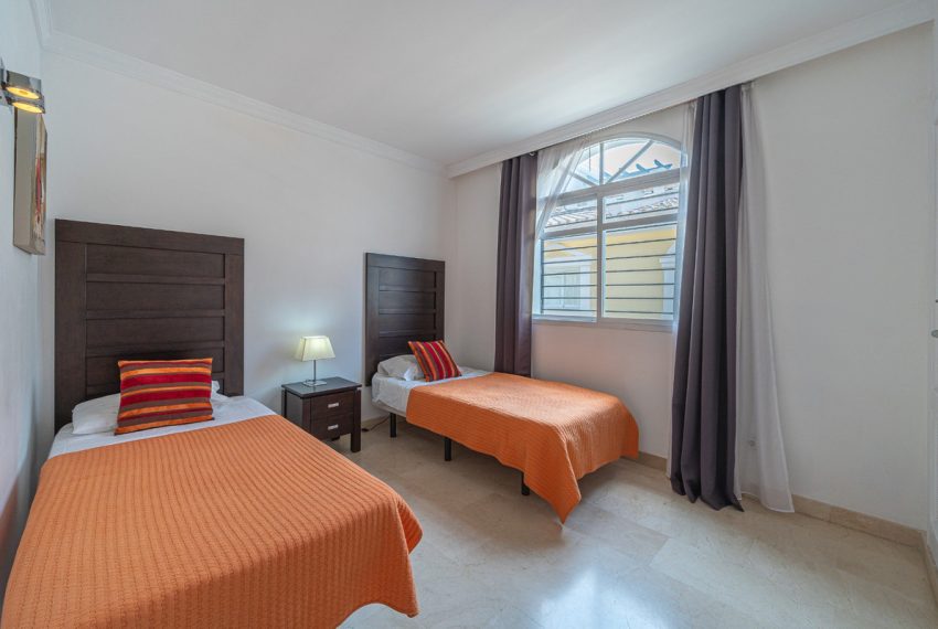 R4369717-Apartment-For-Sale-Nueva-Andalucia-Penthouse-Duplex-2-Beds-162-Built-5