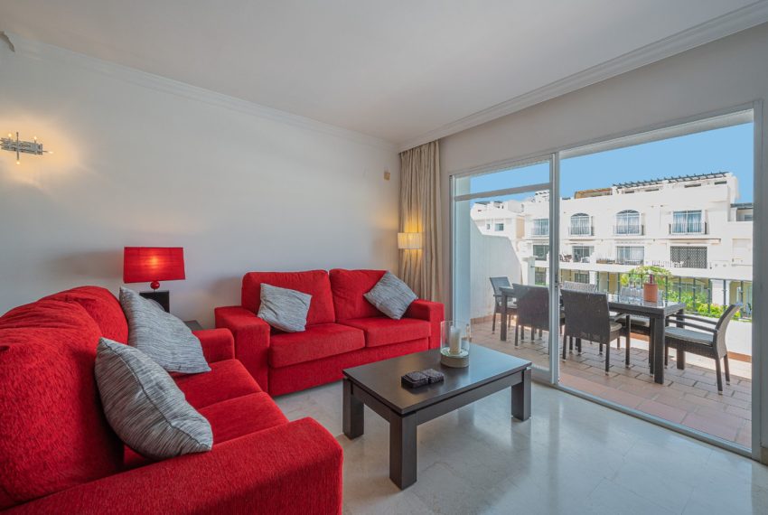 R4369717-Apartment-For-Sale-Nueva-Andalucia-Penthouse-Duplex-2-Beds-162-Built-6