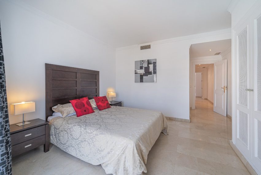 R4369717-Apartment-For-Sale-Nueva-Andalucia-Penthouse-Duplex-2-Beds-162-Built-9