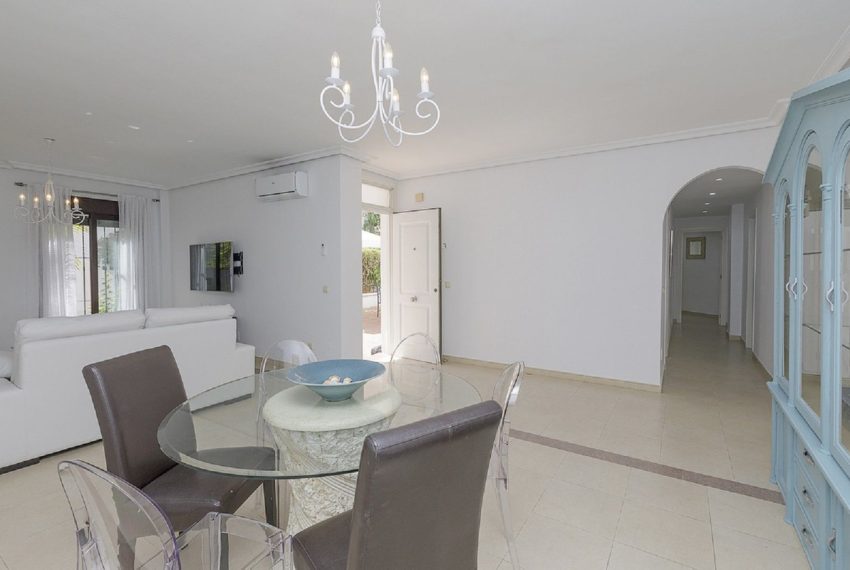 R4409404-Apartment-For-Sale-Nueva-Andalucia-Ground-Floor-2-Beds-112-Built-3