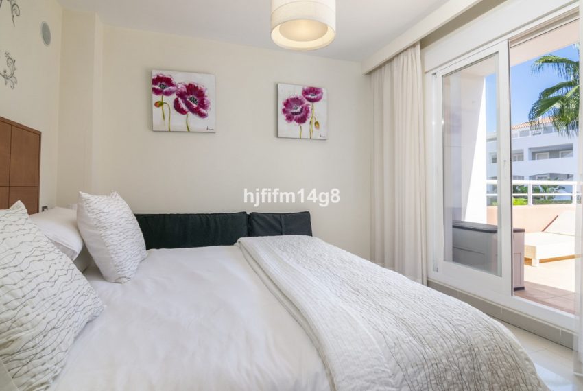 R4415593-Apartment-For-Sale-Estepona-Penthouse-3-Beds-125-Built-8