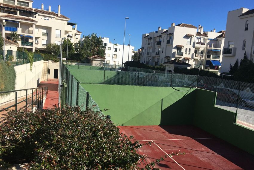 R4435933-Apartment-For-Sale-Nueva-Andalucia-Middle-Floor-2-Beds-75-Built-2