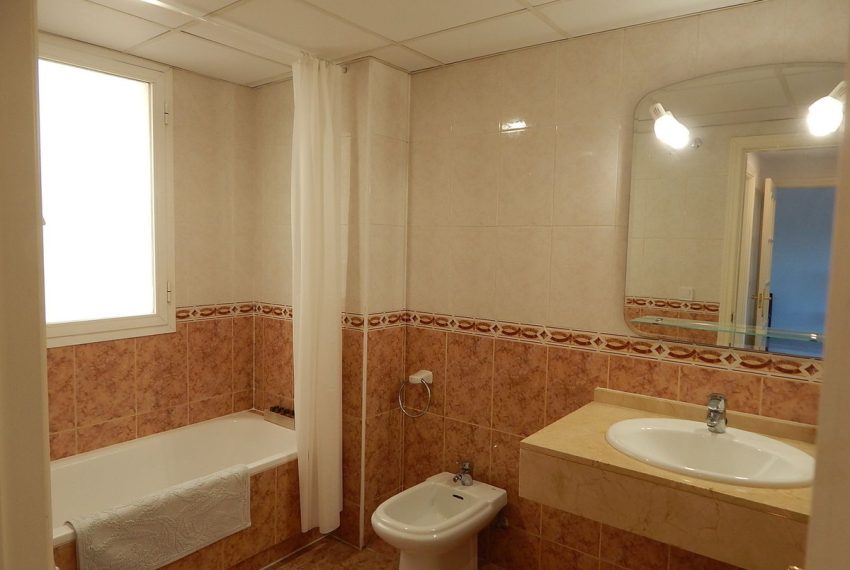 R4435933-Apartment-For-Sale-Nueva-Andalucia-Middle-Floor-2-Beds-75-Built-6