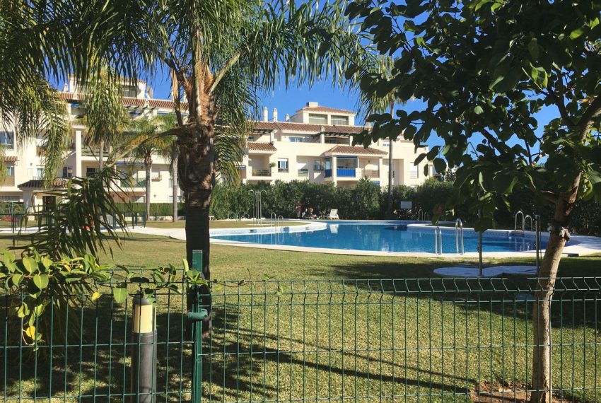 R4435933-Apartment-For-Sale-Nueva-Andalucia-Middle-Floor-2-Beds-75-Built