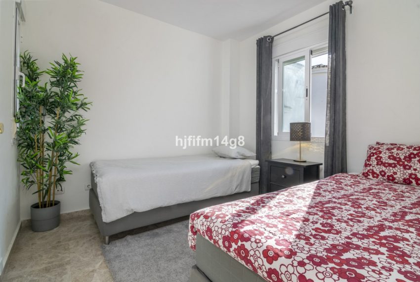 R4436701-Apartment-For-Sale-Nueva-Andalucia-Penthouse-2-Beds-141-Built-10