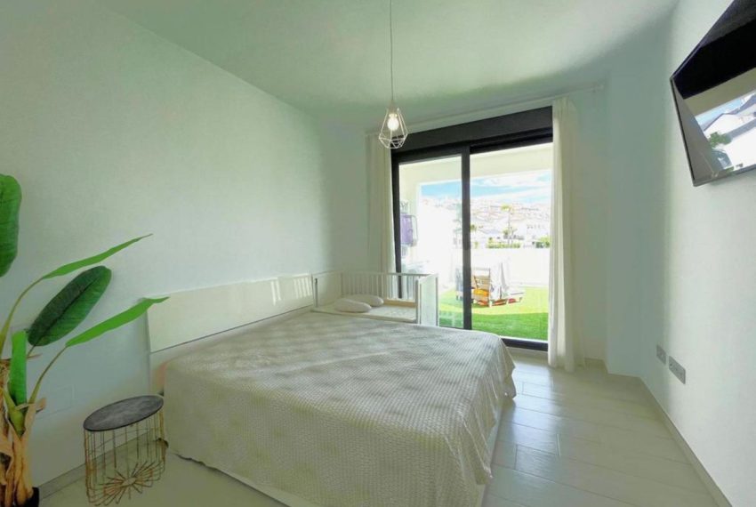 R4443736-Apartment-For-Sale-Estepona-Ground-Floor-2-Beds-130-Built-14