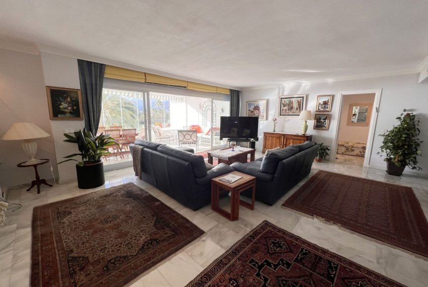 R4503097-Apartment-For-Sale-Marbella-Middle-Floor-3-Beds-198-Built-1