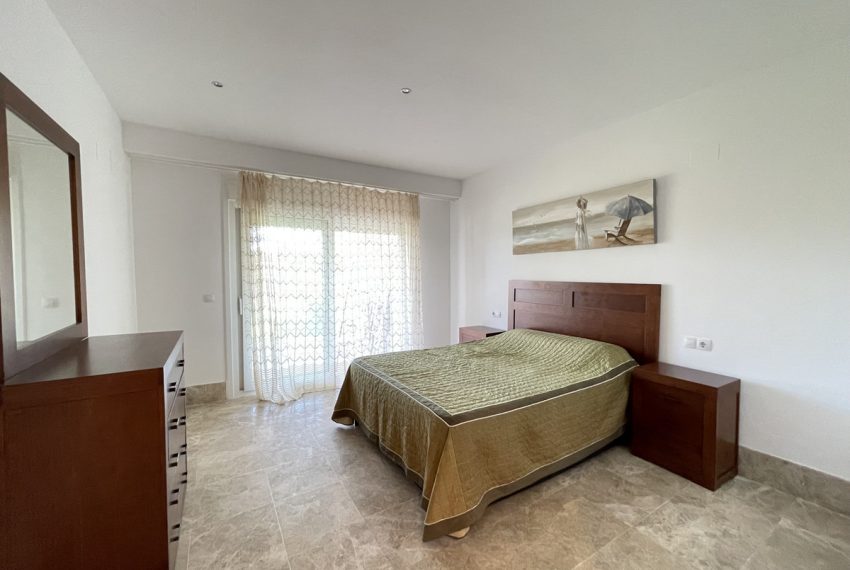 R4505425-Apartment-For-Sale-Santa-Clara-Ground-Floor-2-Beds-157-Built-11