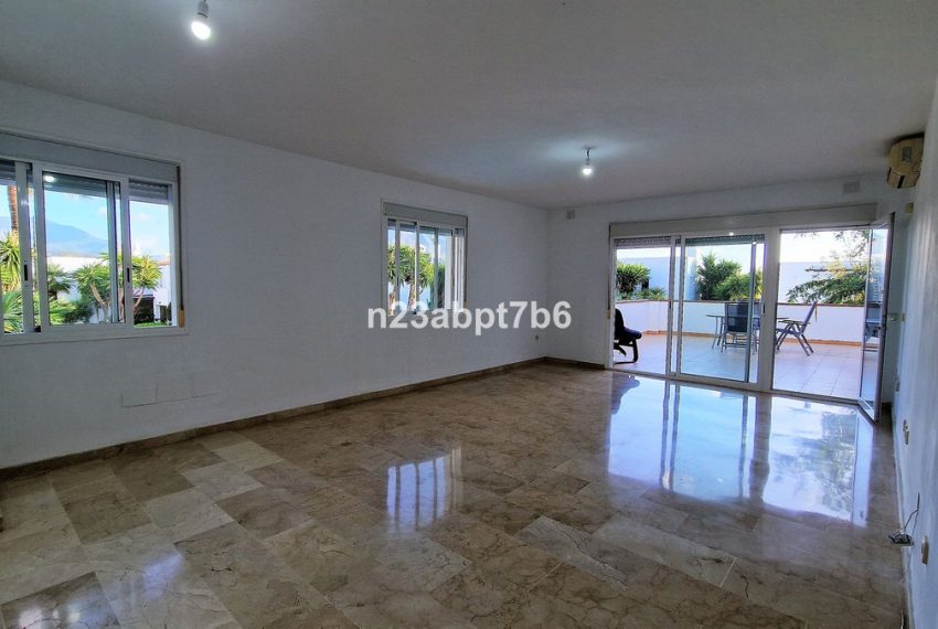 R4564105-Apartment-For-Sale-Nueva-Andalucia-Middle-Floor-2-Beds-84-Built-1