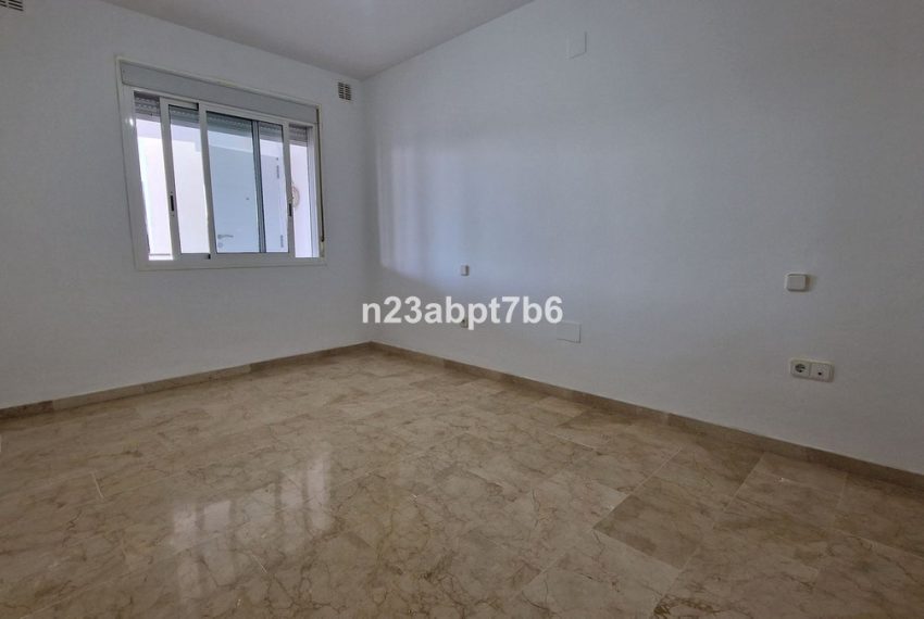 R4564105-Apartment-For-Sale-Nueva-Andalucia-Middle-Floor-2-Beds-84-Built-7
