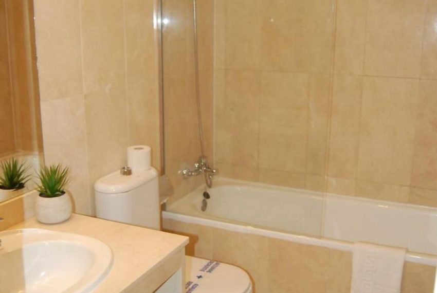R4573291-Apartment-For-Sale-Nueva-Andalucia-Ground-Floor-2-Beds-127-Built-14