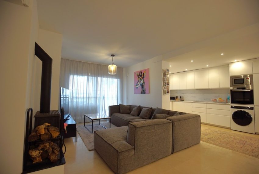 R4573432-Apartment-For-Sale-Estepona-Middle-Floor-2-Beds-107-Built-2