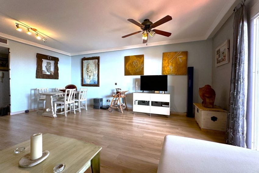 R4584457-Apartment-For-Sale-Estepona-Middle-Floor-3-Beds-148-Built-14