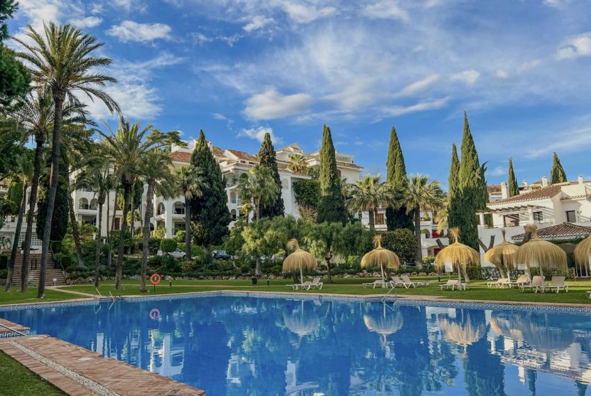 R4592848-Apartment-For-Sale-Marbella-Middle-Floor-3-Beds-128-Built