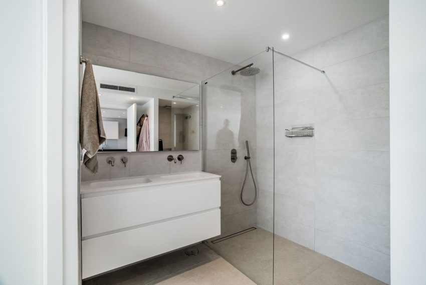 R4606537-Apartment-For-Sale-Nueva-Andalucia-Penthouse-Duplex-3-Beds-105-Built-9