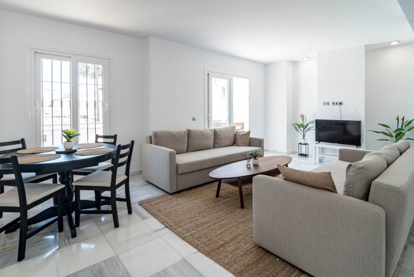 R4629955-Apartment-For-Sale-Nueva-Andalucia-Penthouse-2-Beds-135-Built-2